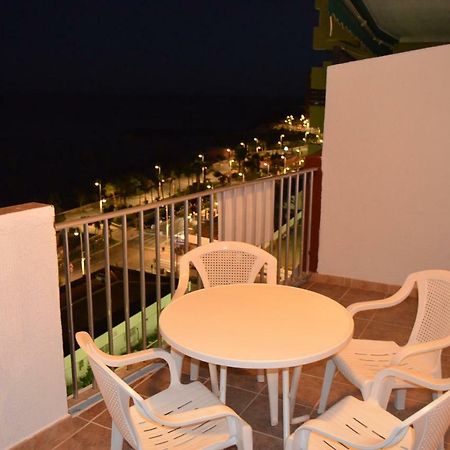 Апартаменты Apartamento Reformado En Primera Linea De Playa Альмуньекар Экстерьер фото